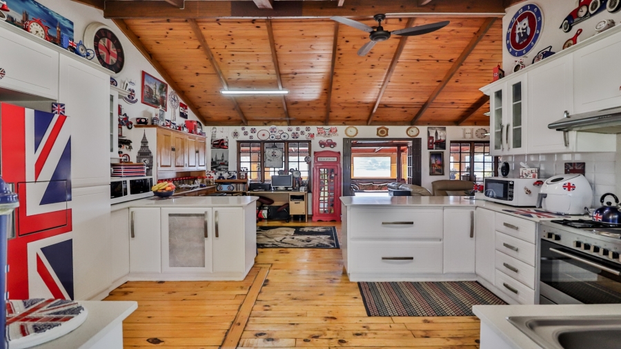 5 Bedroom Property for Sale in Albert Falls KwaZulu-Natal