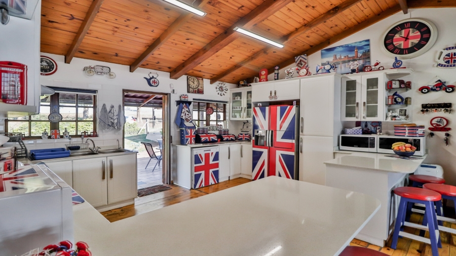 5 Bedroom Property for Sale in Albert Falls KwaZulu-Natal