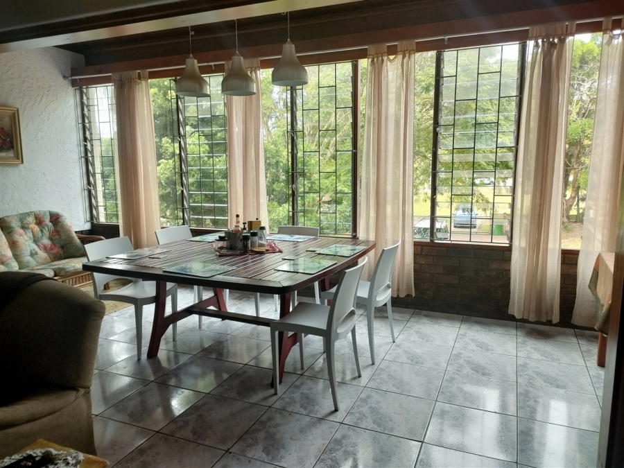 4 Bedroom Property for Sale in Meer En See KwaZulu-Natal