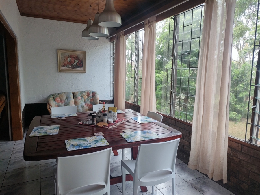 4 Bedroom Property for Sale in Meer En See KwaZulu-Natal