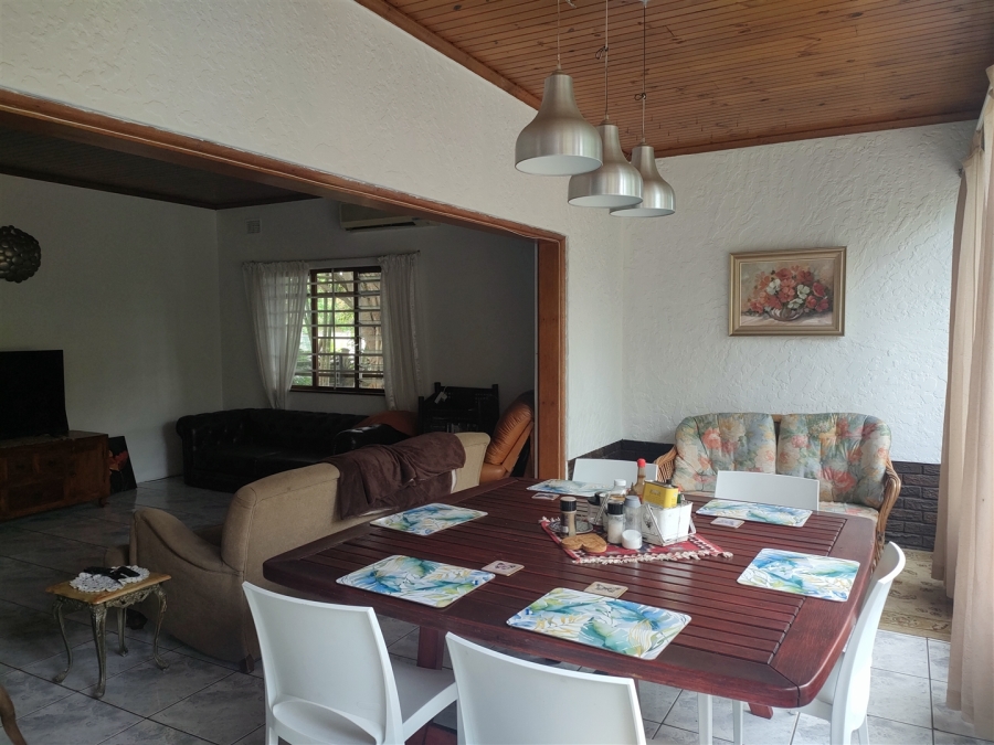 4 Bedroom Property for Sale in Meer En See KwaZulu-Natal