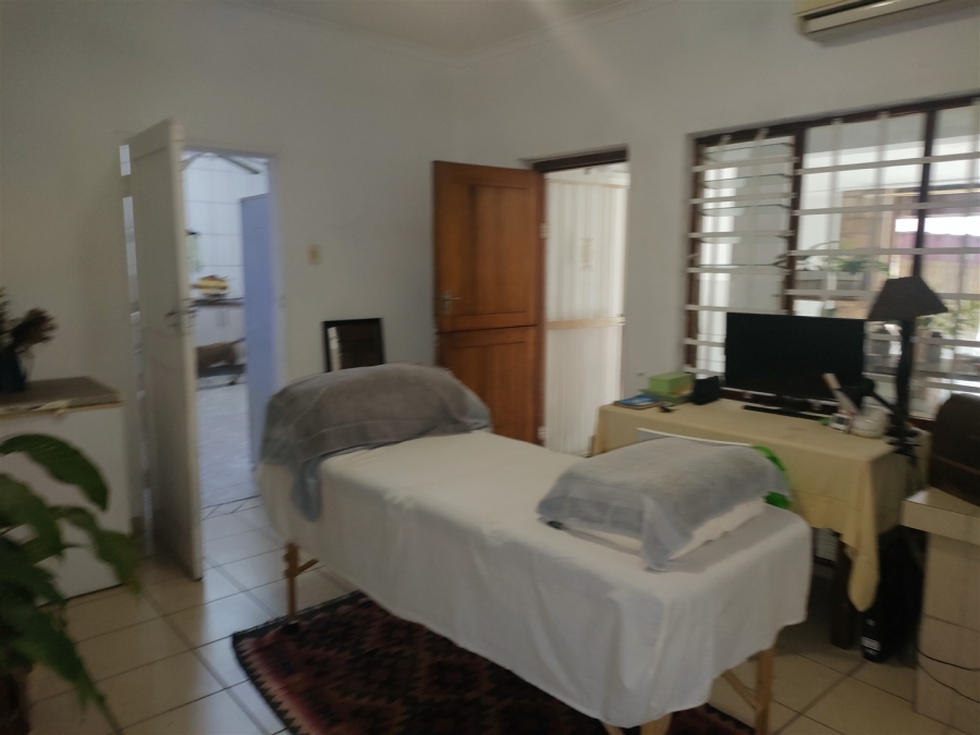 4 Bedroom Property for Sale in Meer En See KwaZulu-Natal