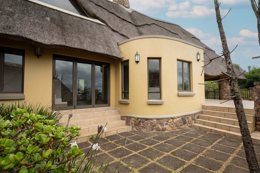 4 Bedroom Property for Sale in Phezulu KwaZulu-Natal