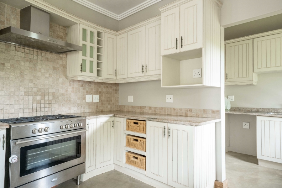 4 Bedroom Property for Sale in Phezulu KwaZulu-Natal