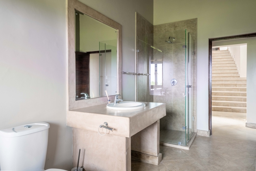 4 Bedroom Property for Sale in Phezulu KwaZulu-Natal