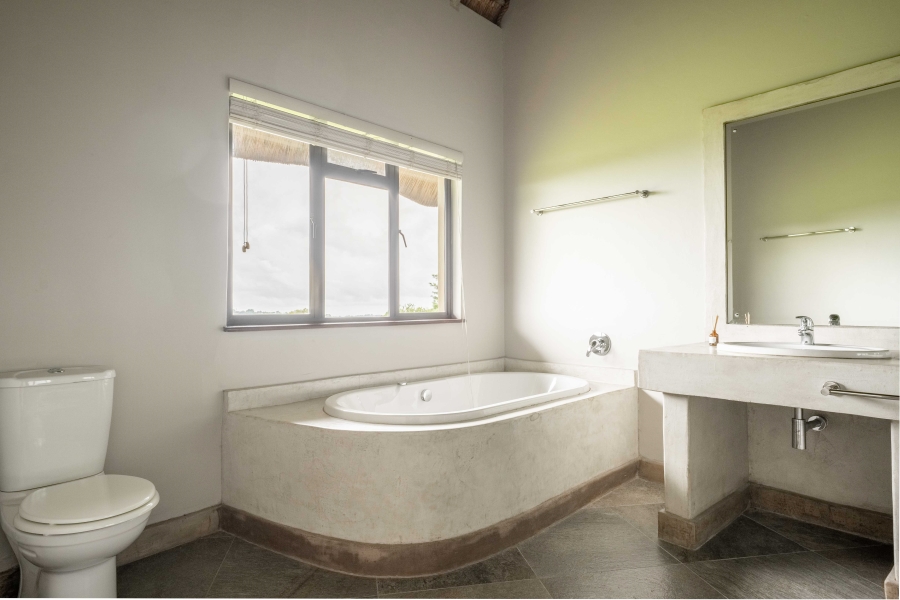 4 Bedroom Property for Sale in Phezulu KwaZulu-Natal