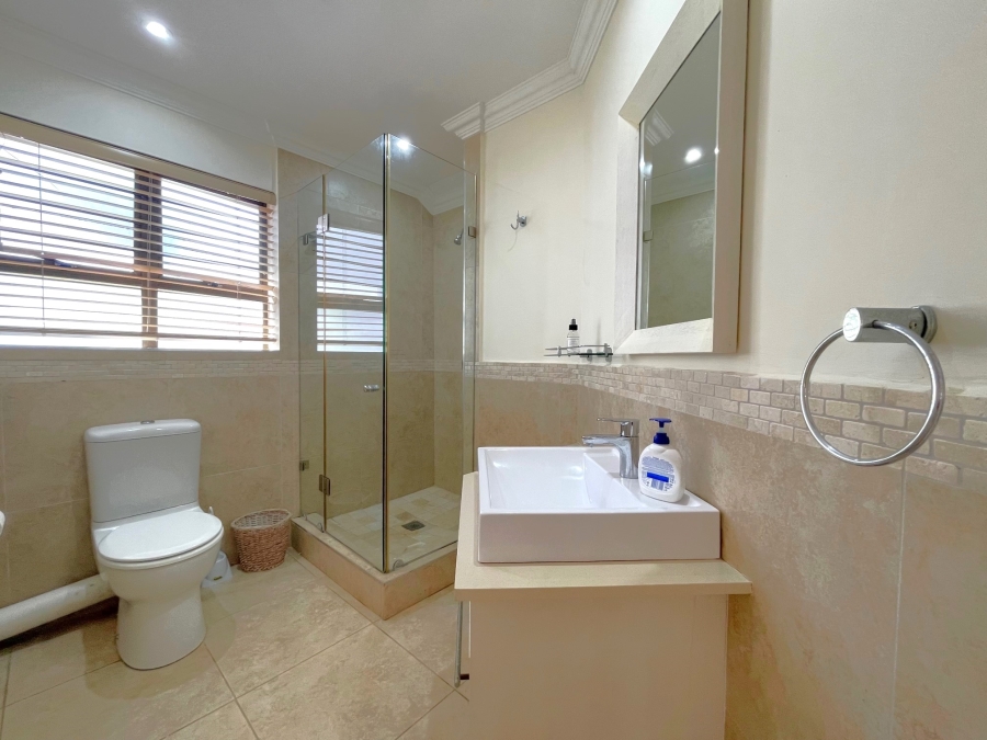 4 Bedroom Property for Sale in Thompsons Bay KwaZulu-Natal