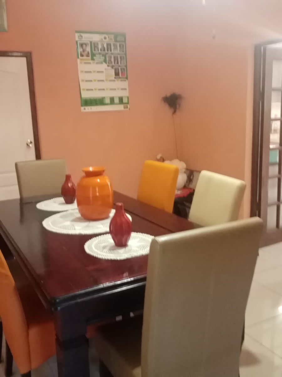 5 Bedroom Property for Sale in Albert Falls KwaZulu-Natal