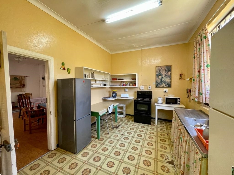 6 Bedroom Property for Sale in Tugela Mouth KwaZulu-Natal