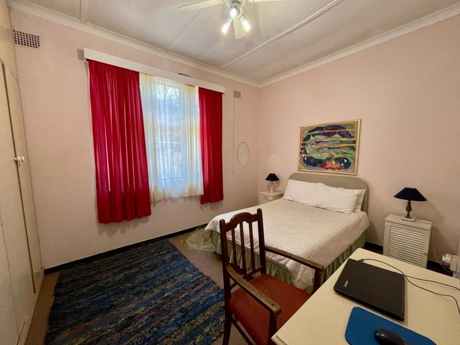 6 Bedroom Property for Sale in Tugela Mouth KwaZulu-Natal