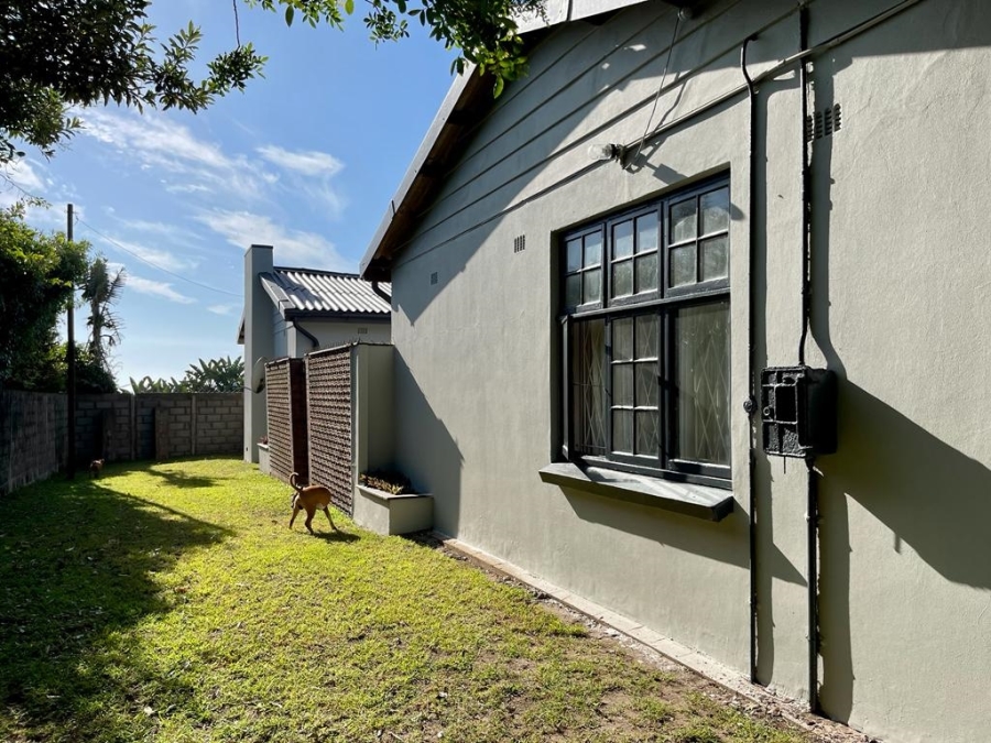 6 Bedroom Property for Sale in Tugela Mouth KwaZulu-Natal