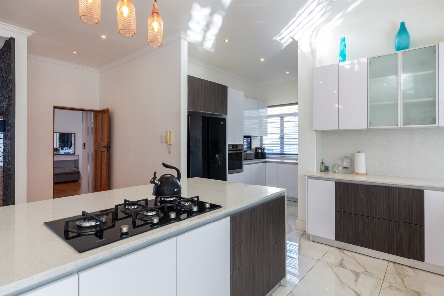 4 Bedroom Property for Sale in Durban North KwaZulu-Natal