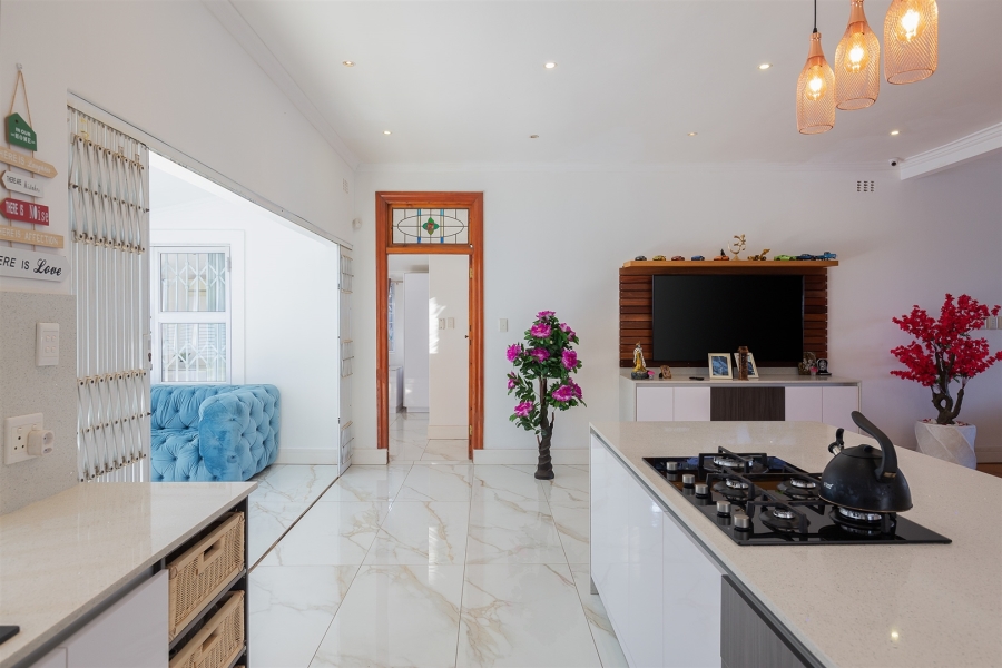 4 Bedroom Property for Sale in Durban North KwaZulu-Natal