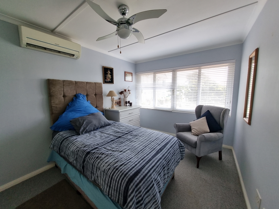 1 Bedroom Property for Sale in Scottburgh Central KwaZulu-Natal