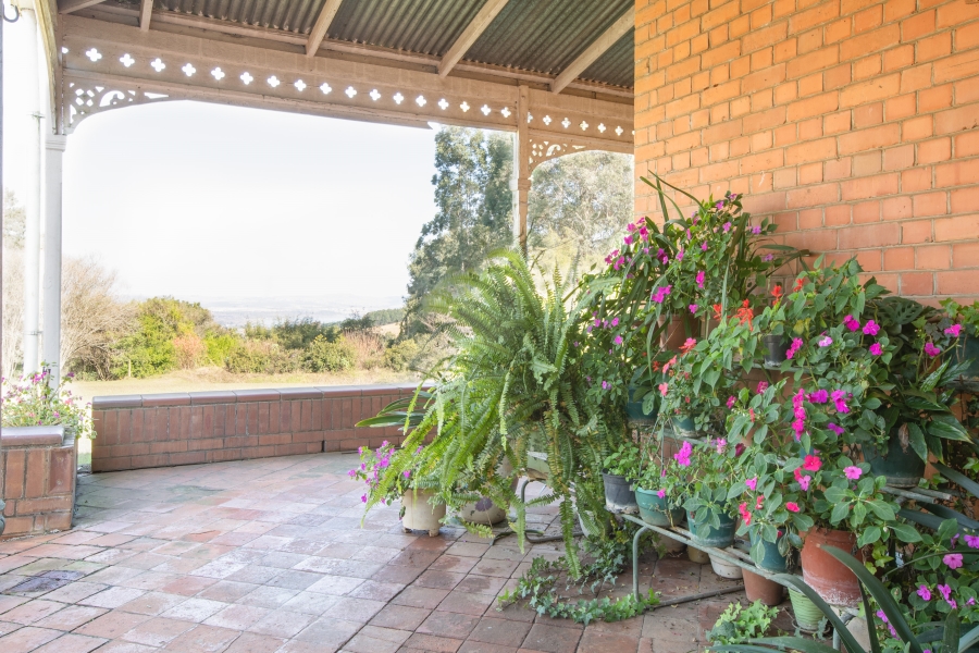 8 Bedroom Property for Sale in Albert Falls KwaZulu-Natal