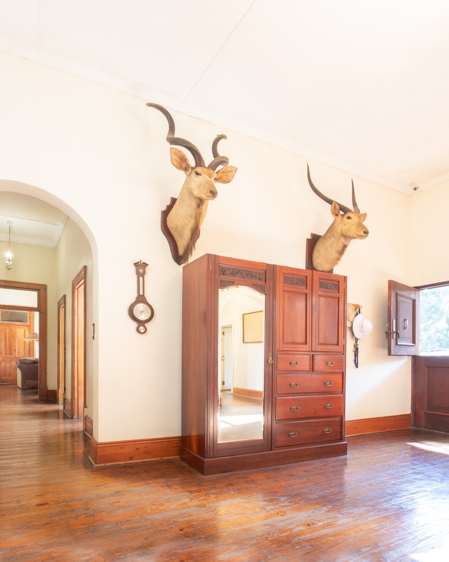 8 Bedroom Property for Sale in Albert Falls KwaZulu-Natal