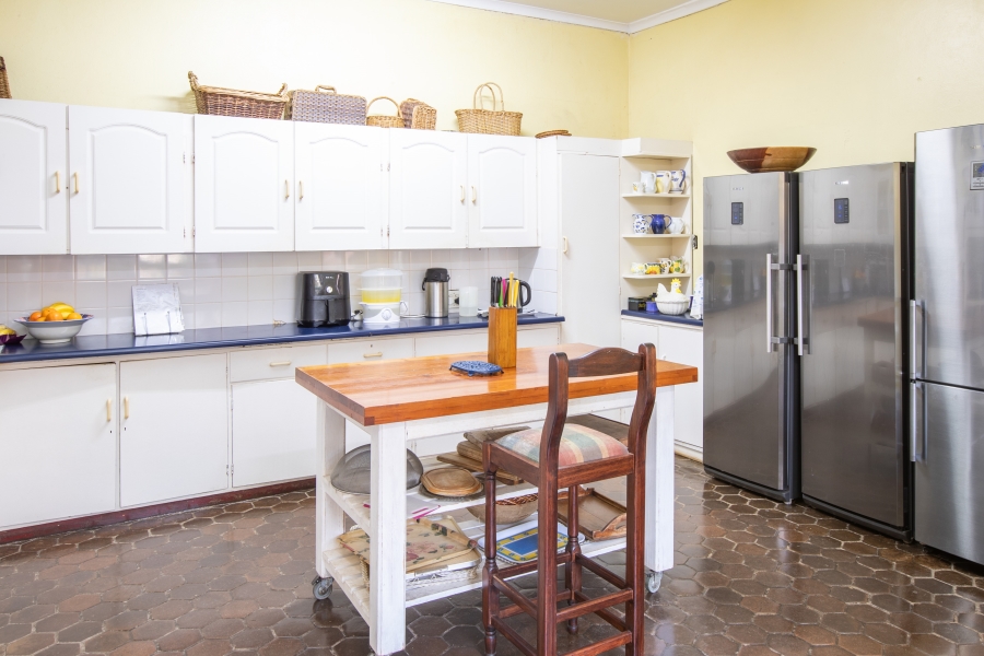 8 Bedroom Property for Sale in Albert Falls KwaZulu-Natal