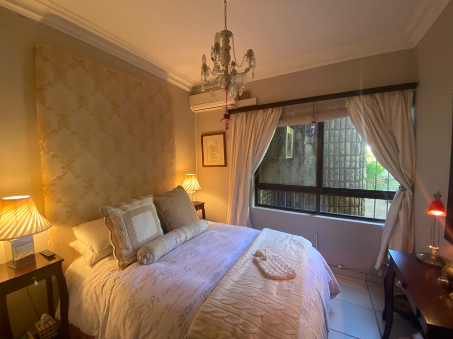 5 Bedroom Property for Sale in Meer En See KwaZulu-Natal