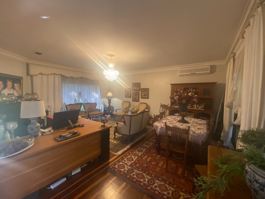 5 Bedroom Property for Sale in Meer En See KwaZulu-Natal