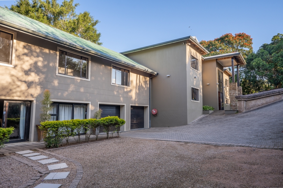 15 Bedroom Property for Sale in Waterfall KwaZulu-Natal