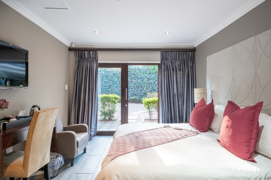 15 Bedroom Property for Sale in Waterfall KwaZulu-Natal