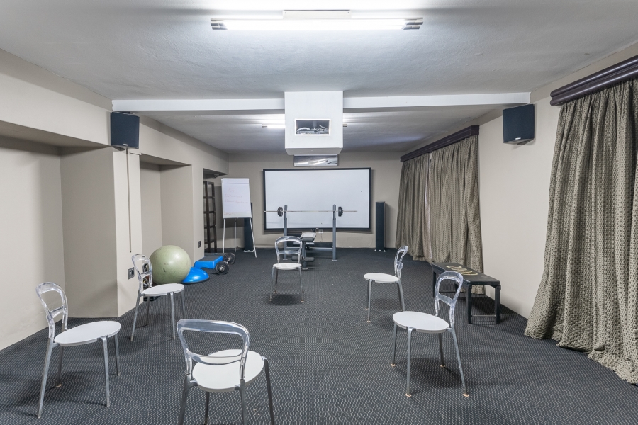 15 Bedroom Property for Sale in Waterfall KwaZulu-Natal