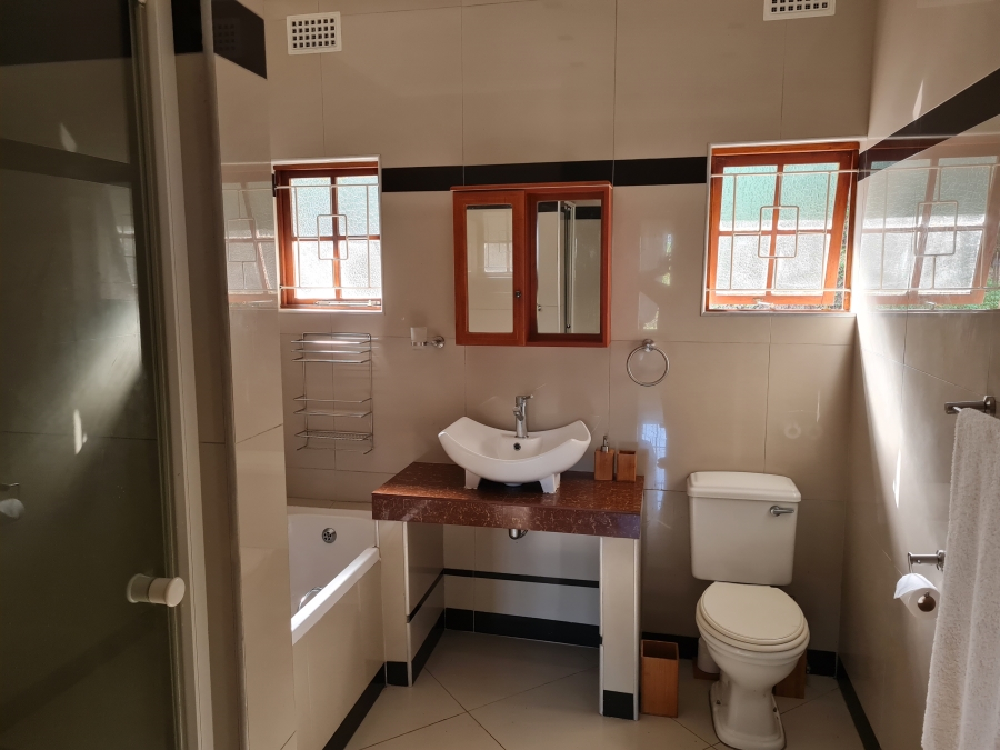 4 Bedroom Property for Sale in Freeland Park KwaZulu-Natal