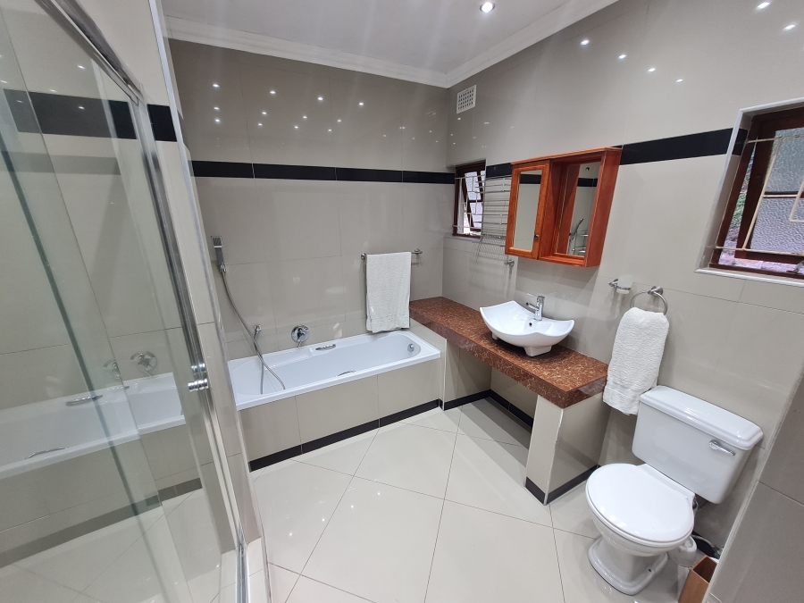 4 Bedroom Property for Sale in Freeland Park KwaZulu-Natal