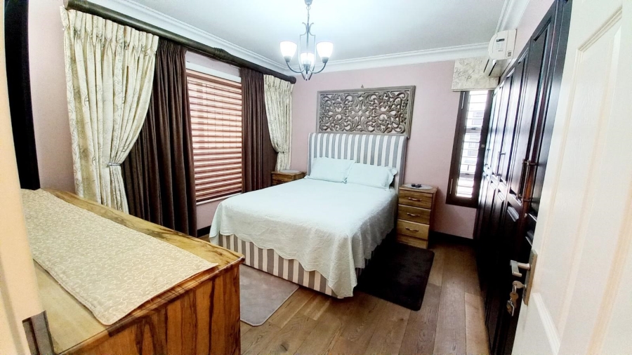 4 Bedroom Property for Sale in Umhlanga Ridge KwaZulu-Natal