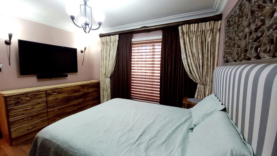 4 Bedroom Property for Sale in Umhlanga Ridge KwaZulu-Natal