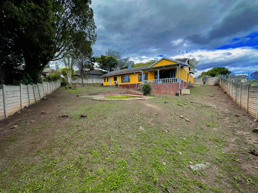 3 Bedroom Property for Sale in Hayfields KwaZulu-Natal