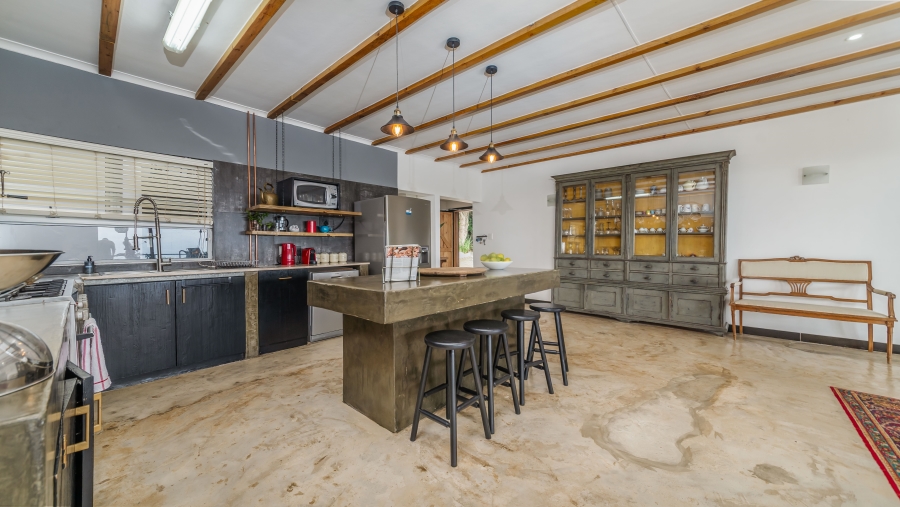 4 Bedroom Property for Sale in Ballito Central KwaZulu-Natal