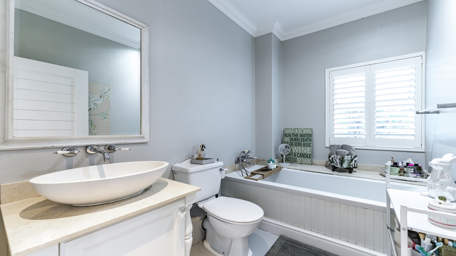 5 Bedroom Property for Sale in Simbithi Eco Estate KwaZulu-Natal