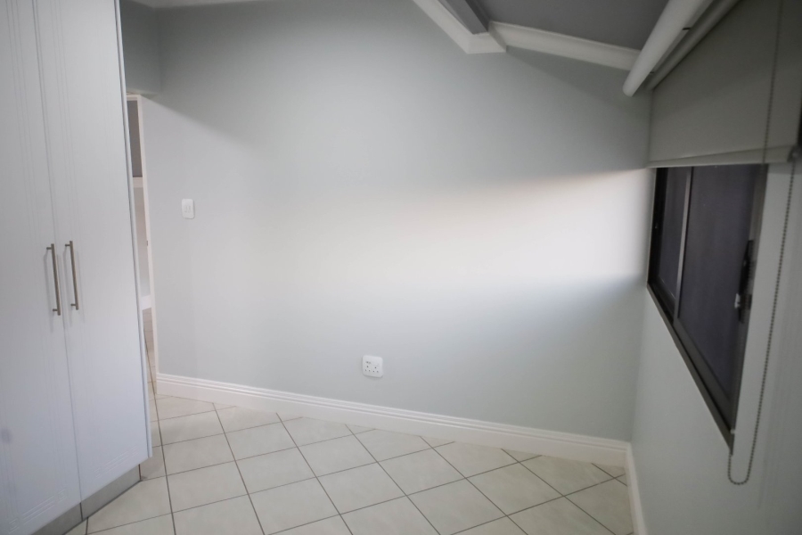 4 Bedroom Property for Sale in Vulintaba Country Estate KwaZulu-Natal