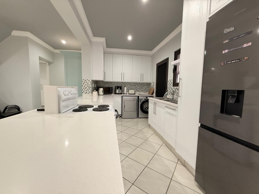 4 Bedroom Property for Sale in Vulintaba Country Estate KwaZulu-Natal