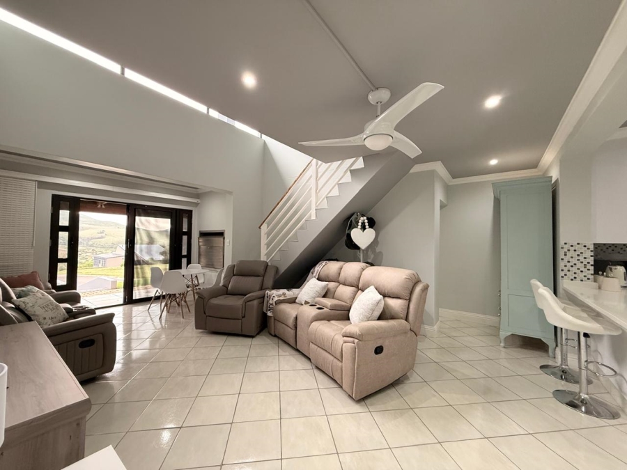 4 Bedroom Property for Sale in Vulintaba Country Estate KwaZulu-Natal