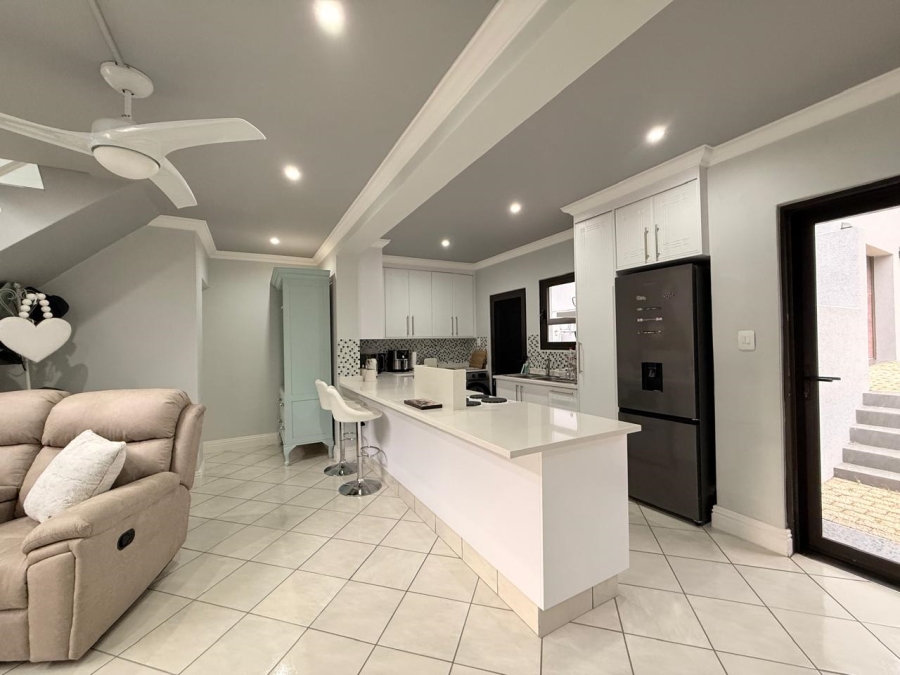 4 Bedroom Property for Sale in Vulintaba Country Estate KwaZulu-Natal