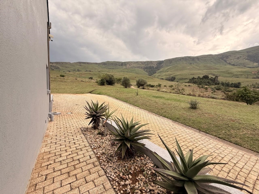 4 Bedroom Property for Sale in Vulintaba Country Estate KwaZulu-Natal
