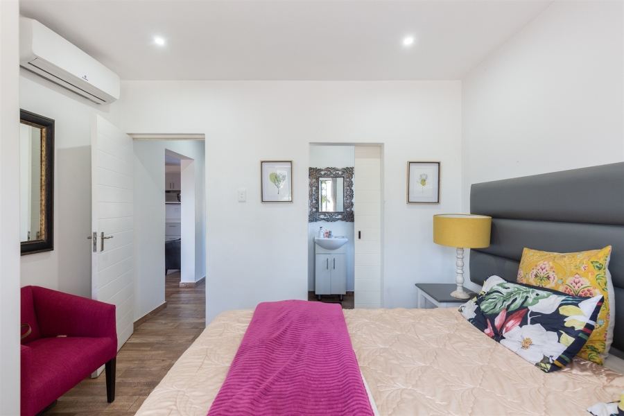 2 Bedroom Property for Sale in Durban North KwaZulu-Natal