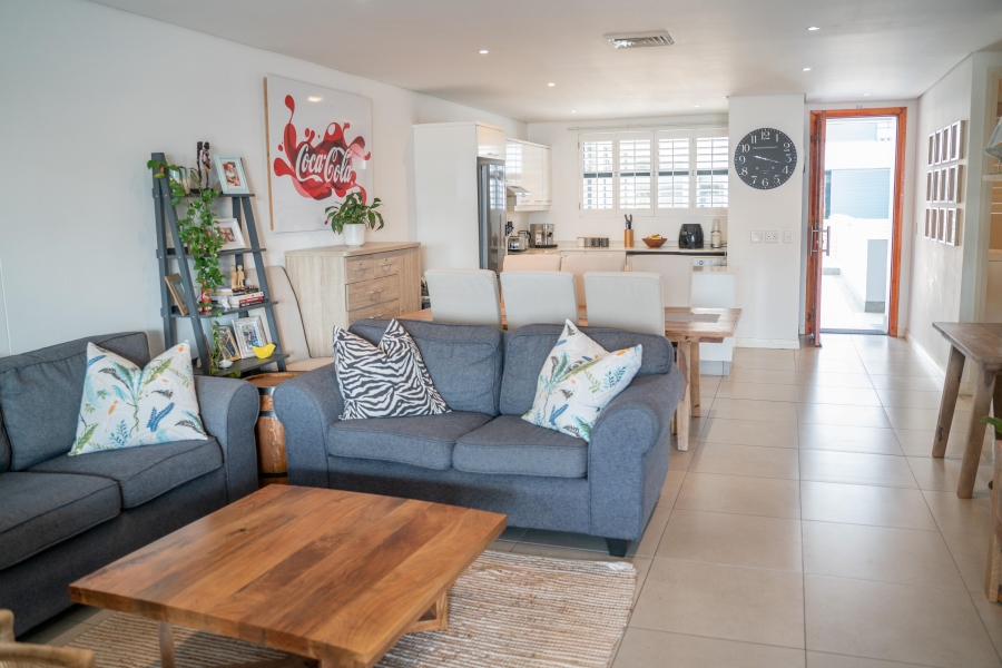 2 Bedroom Property for Sale in Umhlanga KwaZulu-Natal