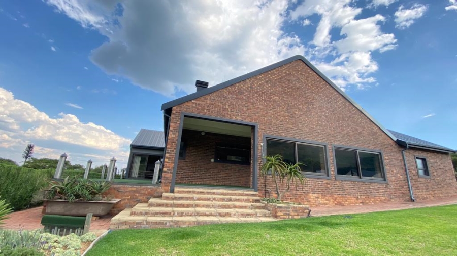 3 Bedroom Property for Sale in Vulintaba Country Estate KwaZulu-Natal
