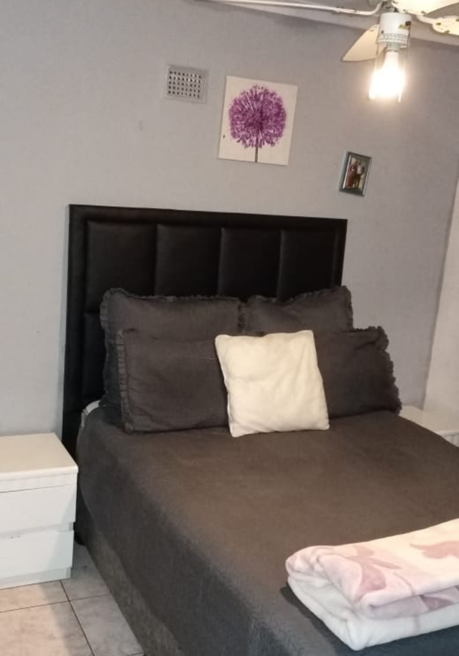 3 Bedroom Property for Sale in Montclair KwaZulu-Natal