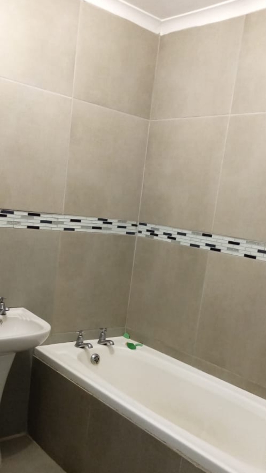 3 Bedroom Property for Sale in Montclair KwaZulu-Natal