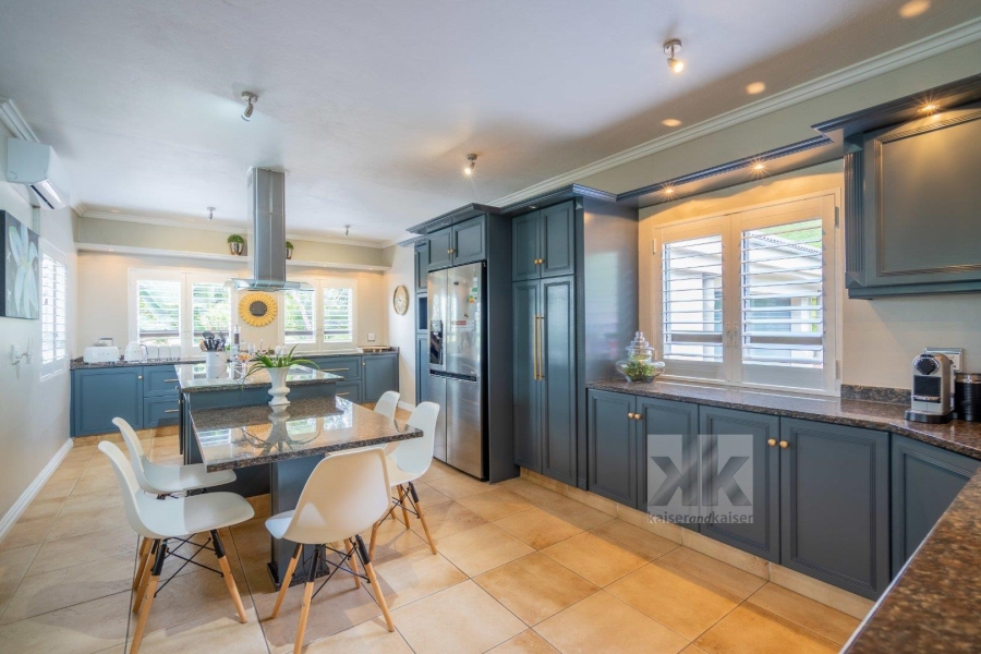 3 Bedroom Property for Sale in Kloof KwaZulu-Natal