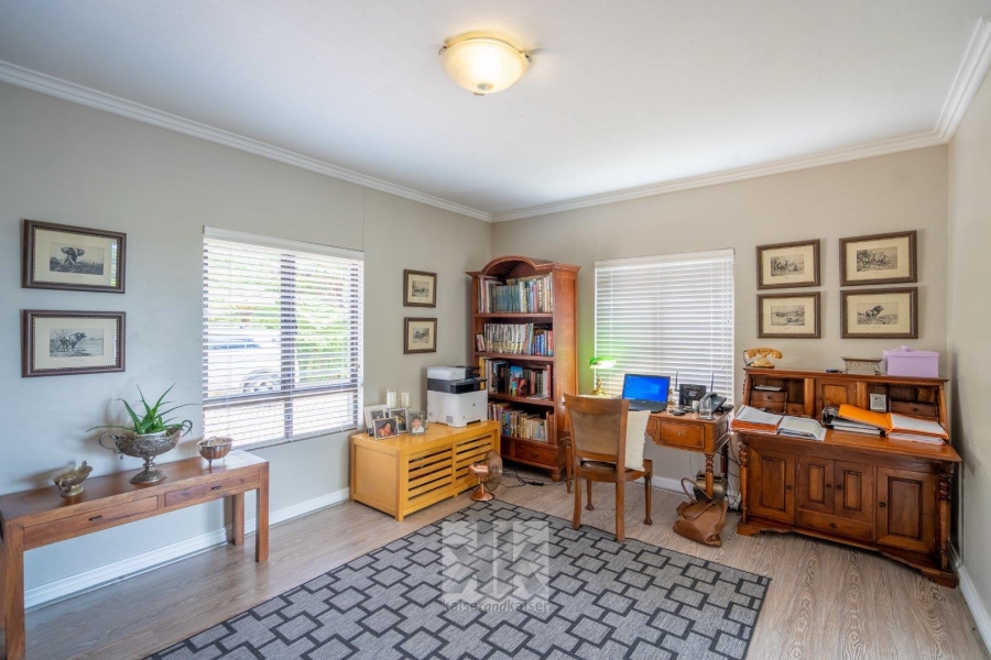 3 Bedroom Property for Sale in Kloof KwaZulu-Natal