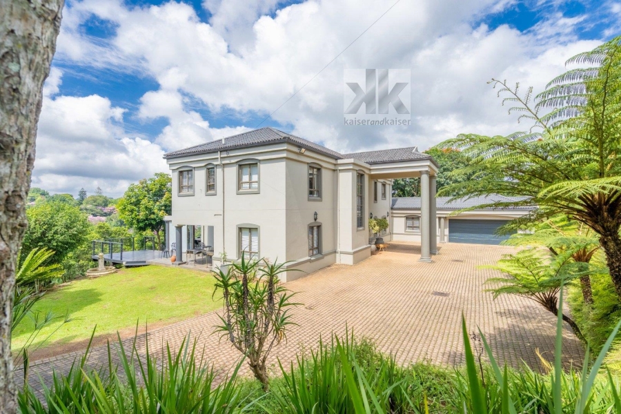 3 Bedroom Property for Sale in Kloof KwaZulu-Natal