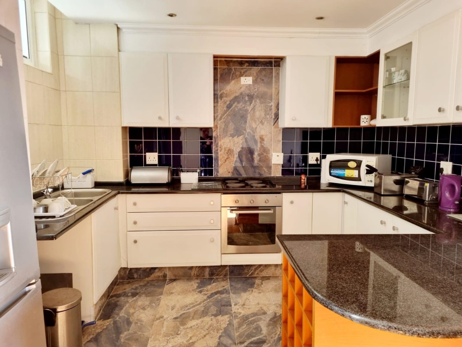 2 Bedroom Property for Sale in Umhlanga KwaZulu-Natal