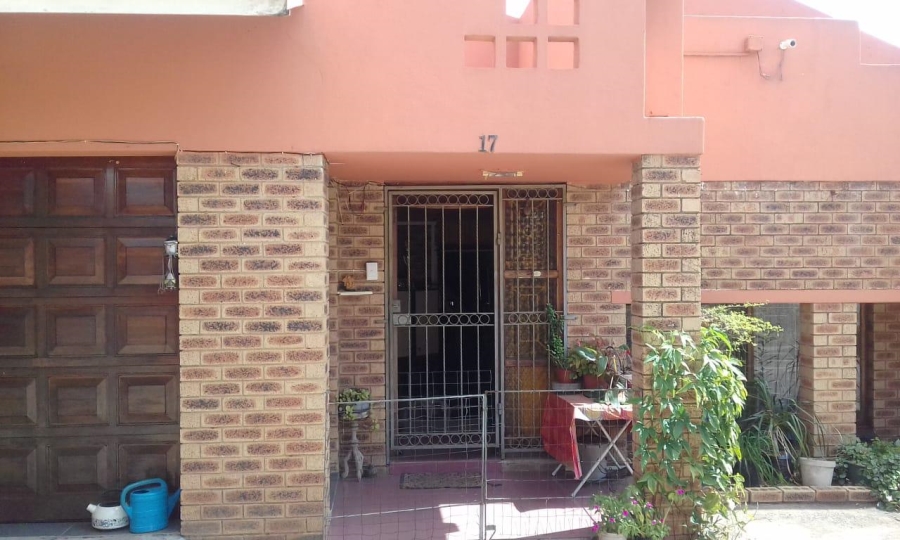 5 Bedroom Property for Sale in Brindhaven KwaZulu-Natal