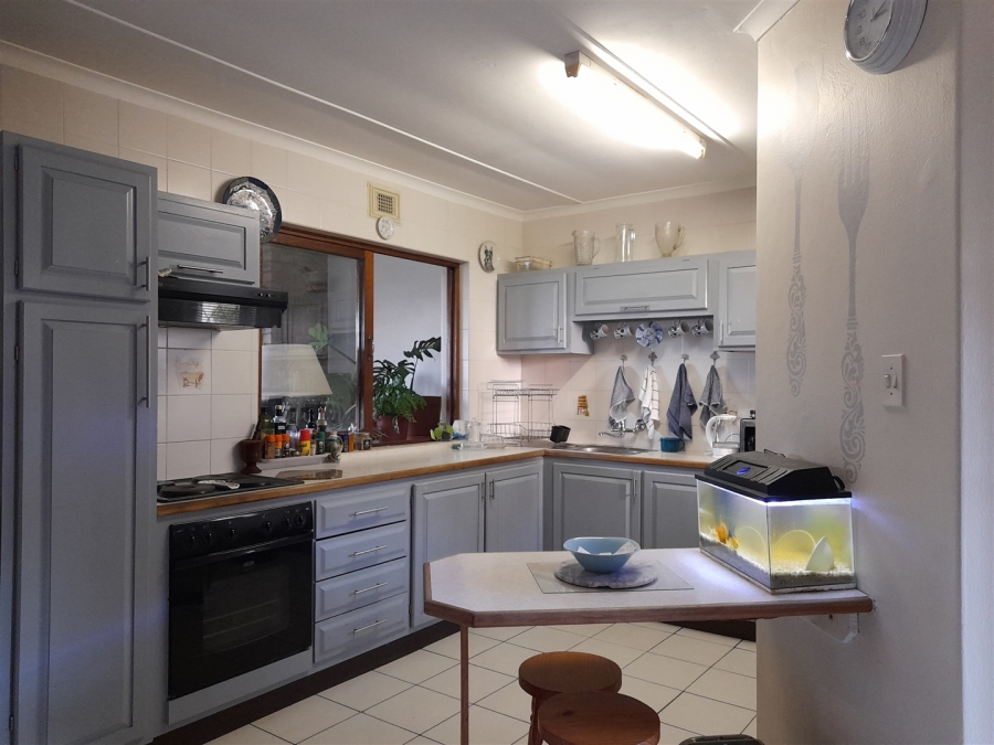 3 Bedroom Property for Sale in Uvongo KwaZulu-Natal