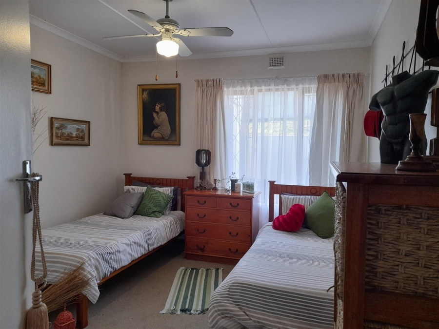 3 Bedroom Property for Sale in Uvongo KwaZulu-Natal